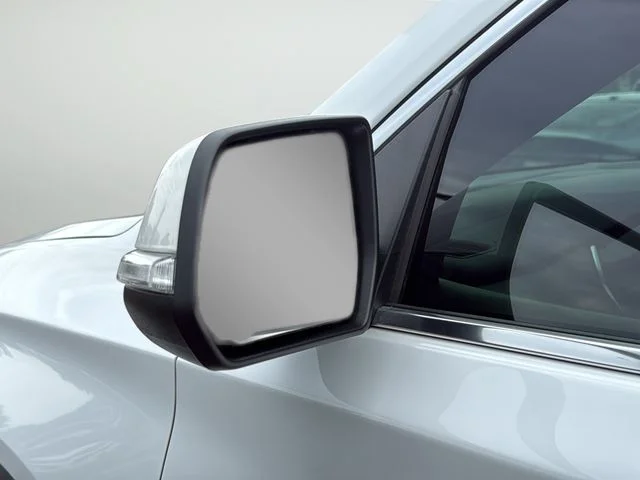 Used 2023 White Chevrolet LT image 10
