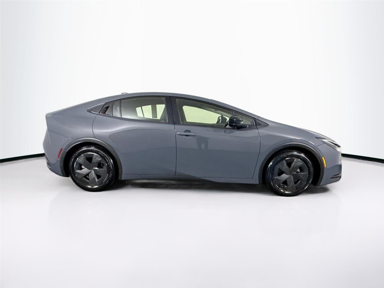 Used 2023 Guardian Gray Toyota XLE image 10