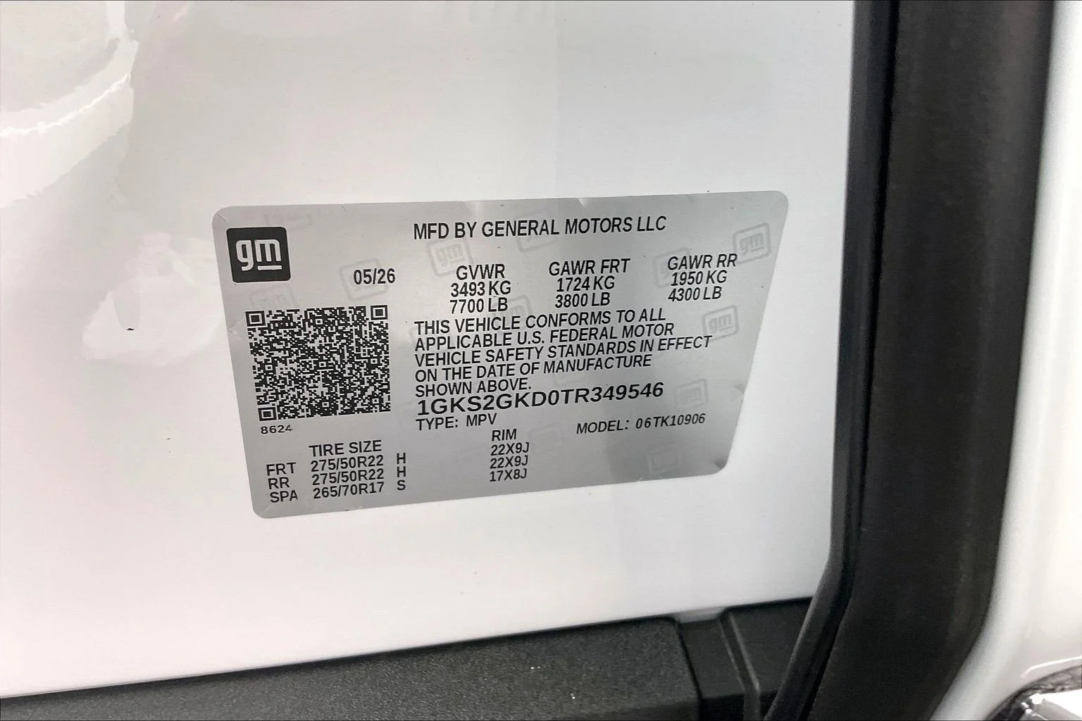 New 2026 Summit White GMC Elevation image 20