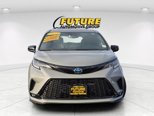 Used 2025  Toyota XSE image 2