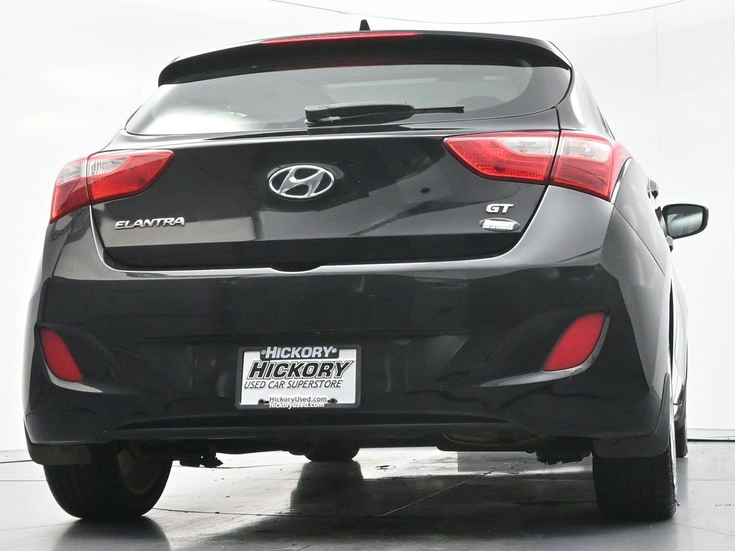 Used 2013 Black Noir Pearl Hyundai 5dr HB Auto PZEV image 48