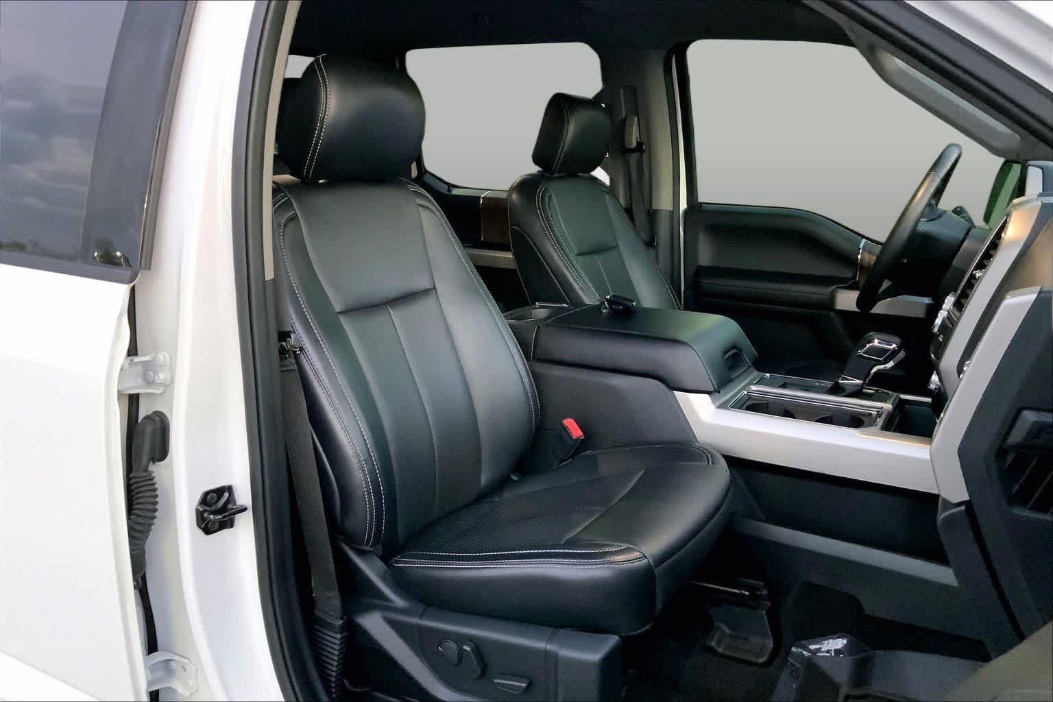 Used 2019 Oxford White Ford LARIAT image 7