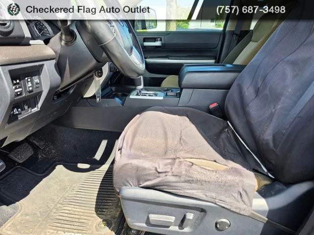 Used 2017 Black Toyota SR5 image 10