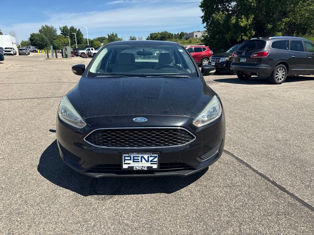 Used 2015 Ford Focus SE with VIN 1FADP3F29FL243312 for sale in Rochester, Minnesota