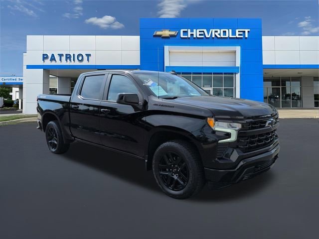 Used 2023 Black Chevrolet RST image 4