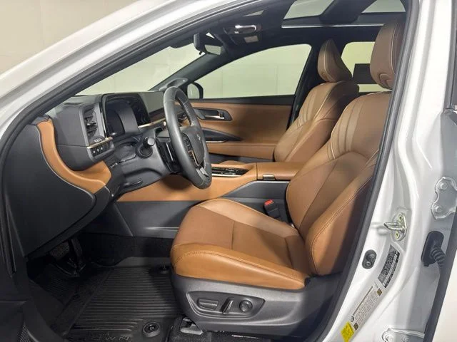 Used 2025 White Toyota Limited image 11
