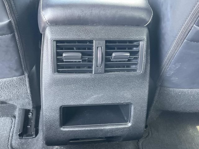 Used 2024 White Mitsubishi SE image 12
