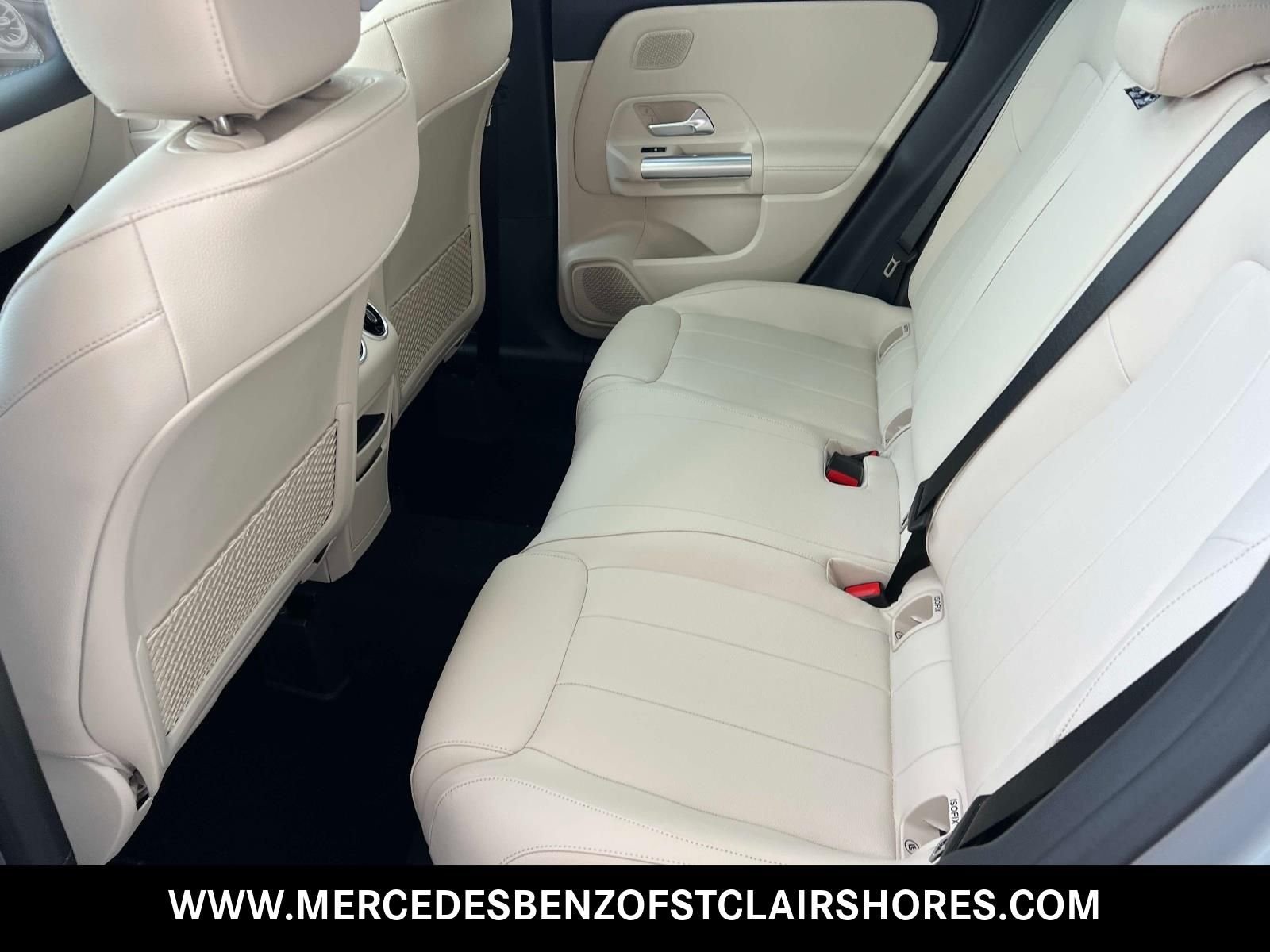New 2026 Cirrus Silver Metallic Mercedes-Benz GLA 250 image 10