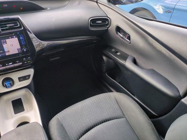 Certified Used 2016 BLUE CRUSH METALLIC Toyota  image 16