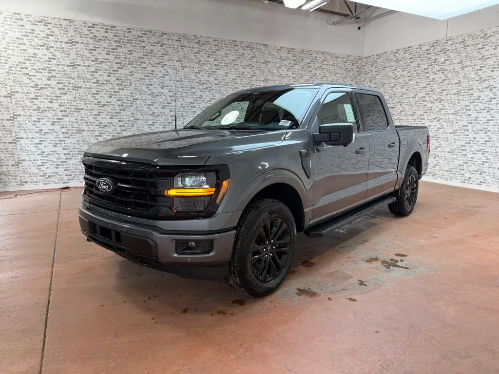 New 2026 Gray Ford XLT image 3