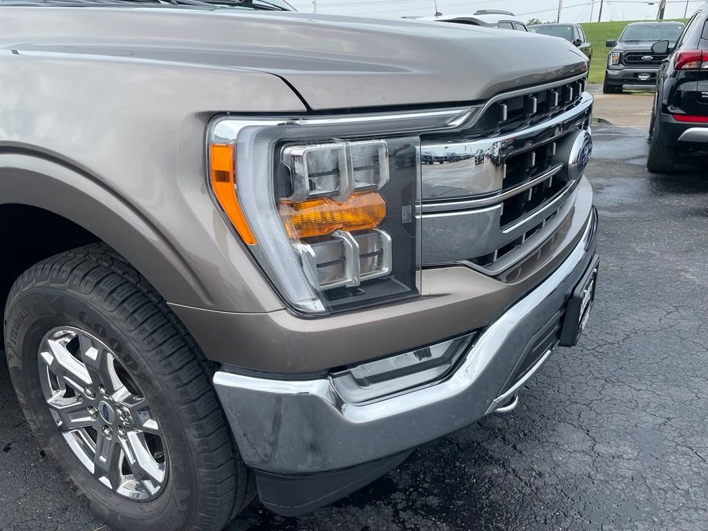Used 2023 Gray Ford Lariat image 28