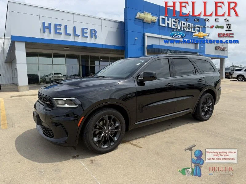 Used 2023 DB Black Clearcoat Dodge R/T image 1