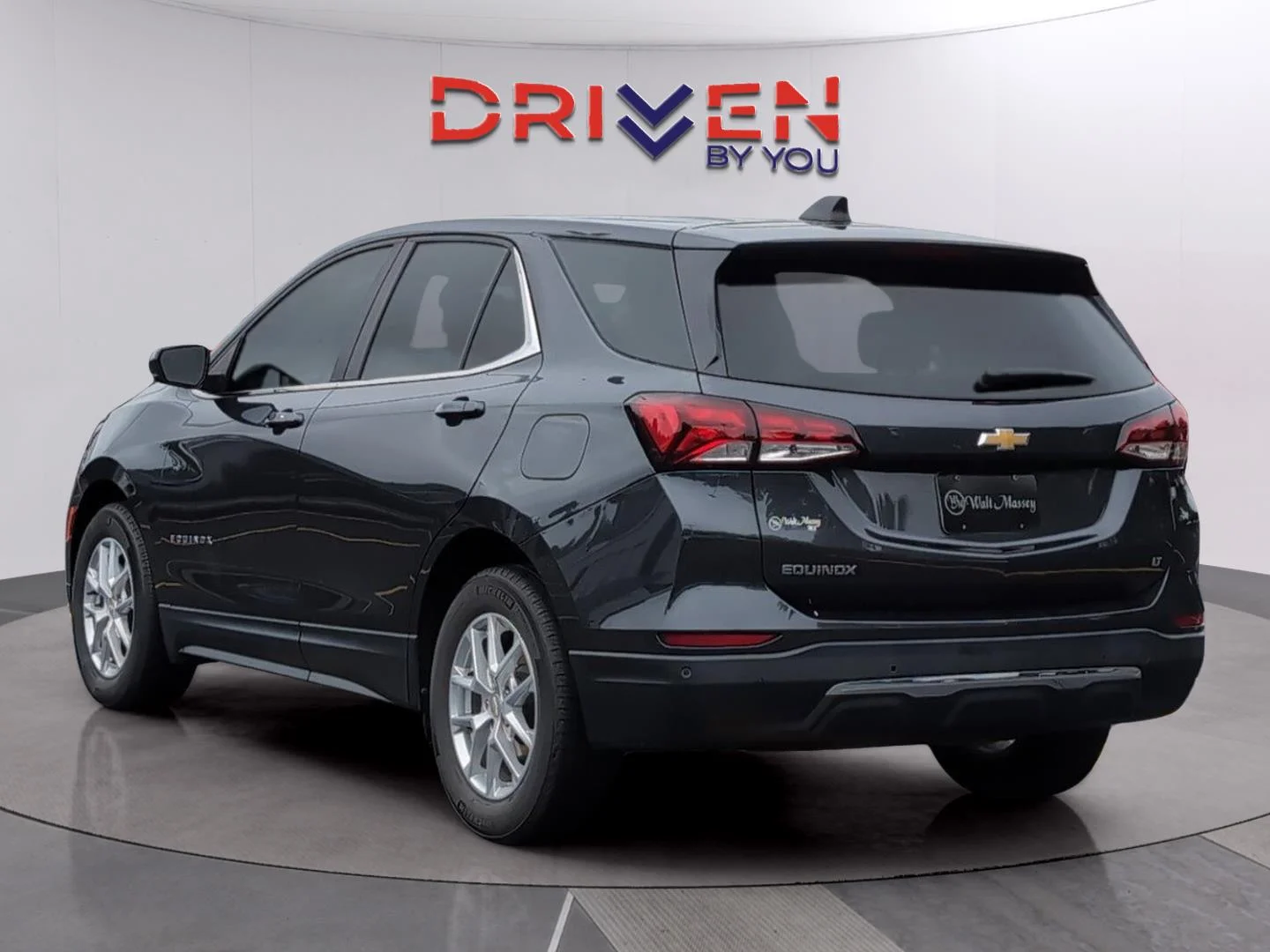 Used 2022 Iron Gray Metallic Chevrolet LT image 3