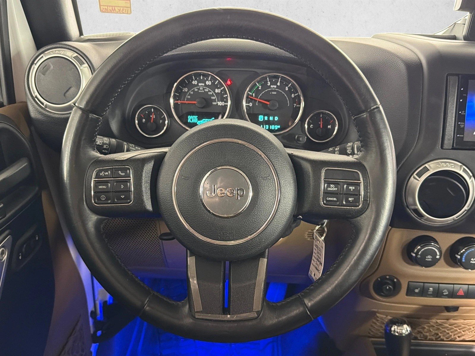 Used 2016 Bright White Clearcoat Jeep Rubicon image 24