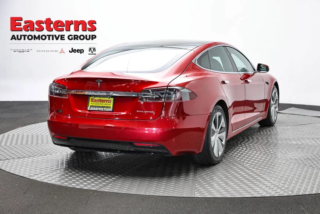 Used 2020 Red Tesla Long Range Plus image 5