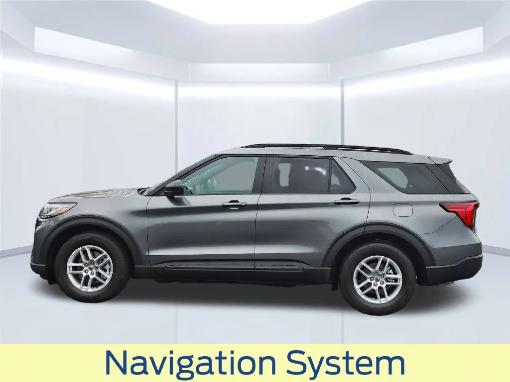 New 2027 Carbonized Gray Metallic Ford Active image 19
