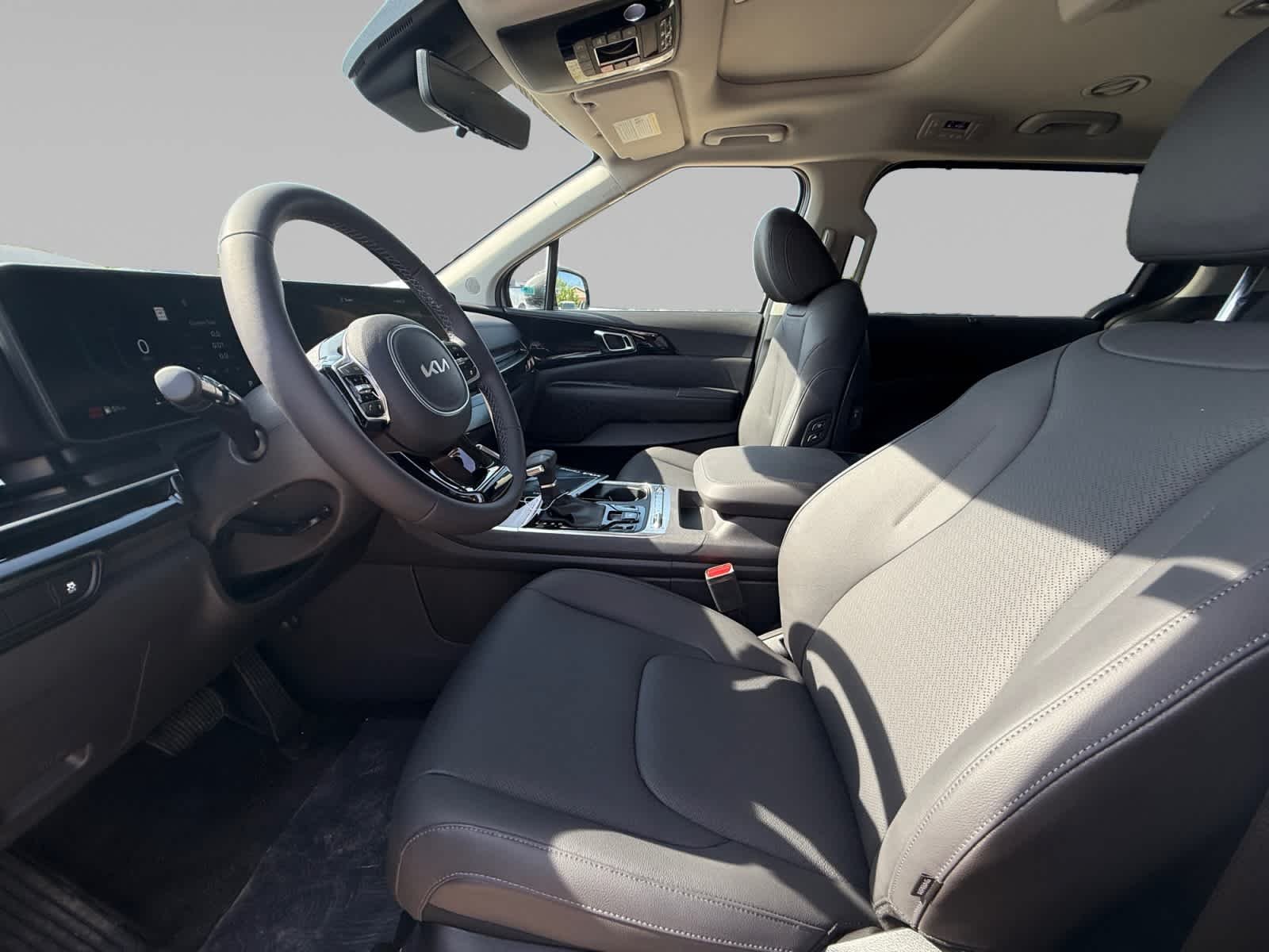 New 2026 Ceramic Silver Kia SX Prestige image 11