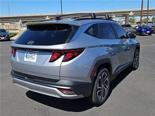 New 2026 Shimmering Silver Hyundai SEL image 4