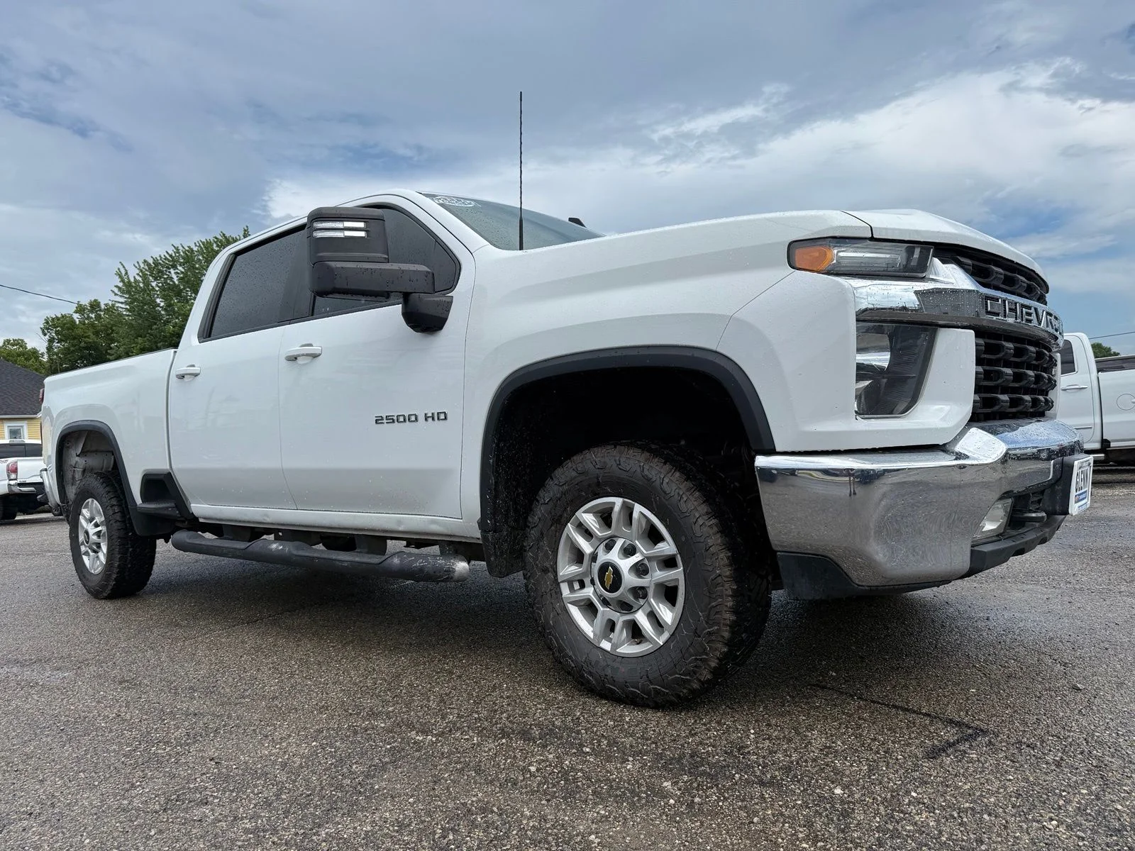 Used 2020 White Chevrolet LT image 7