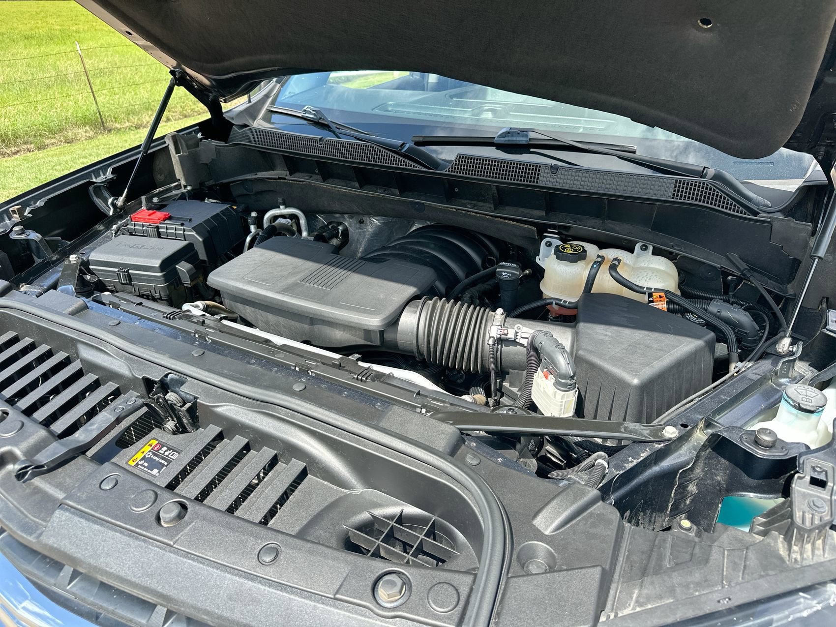 Used 2022 Shadow Gray Metallic Chevrolet LT image 24