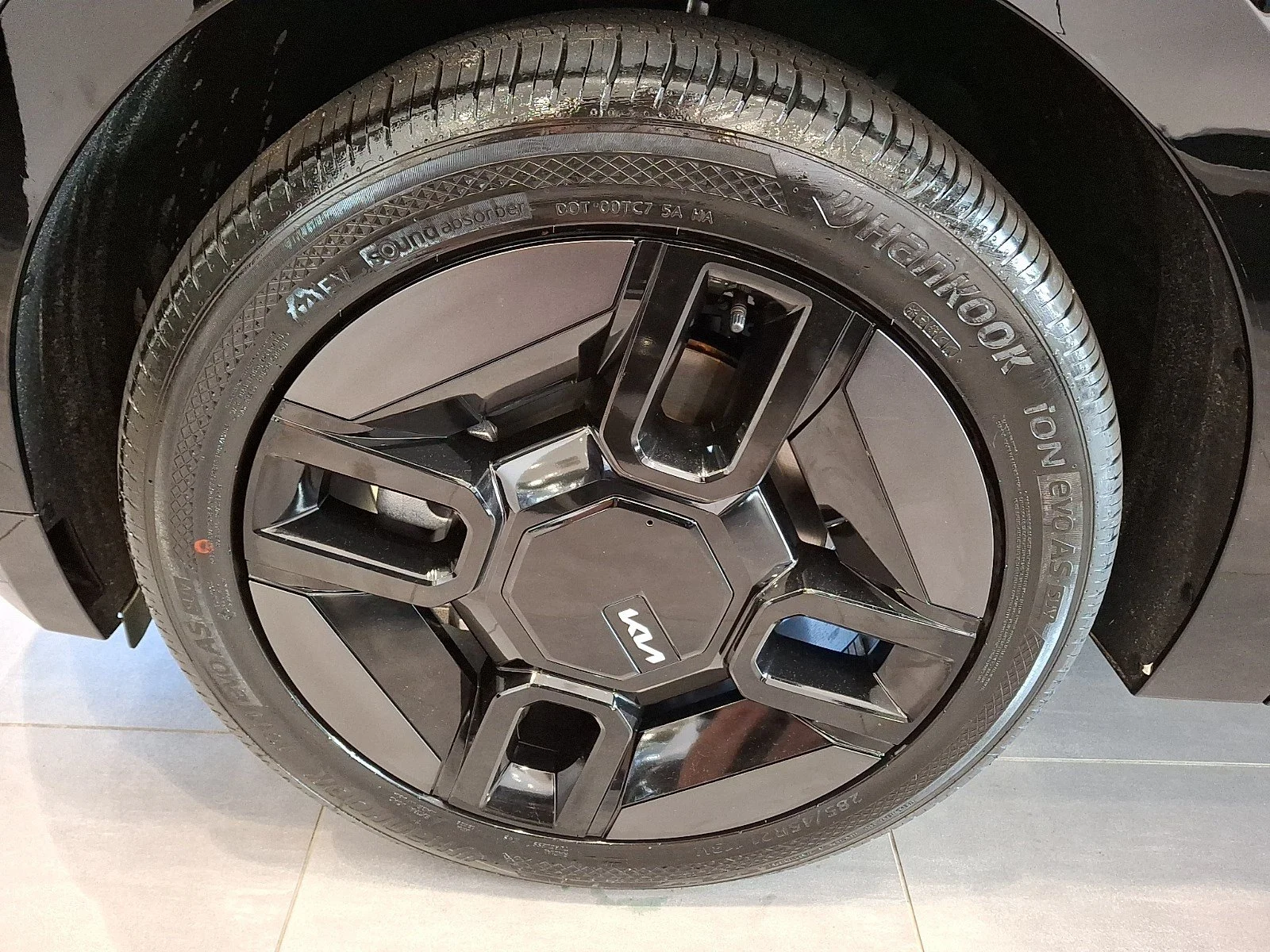 New 2026 Ebony Black Kia GT-Line AWD image 4