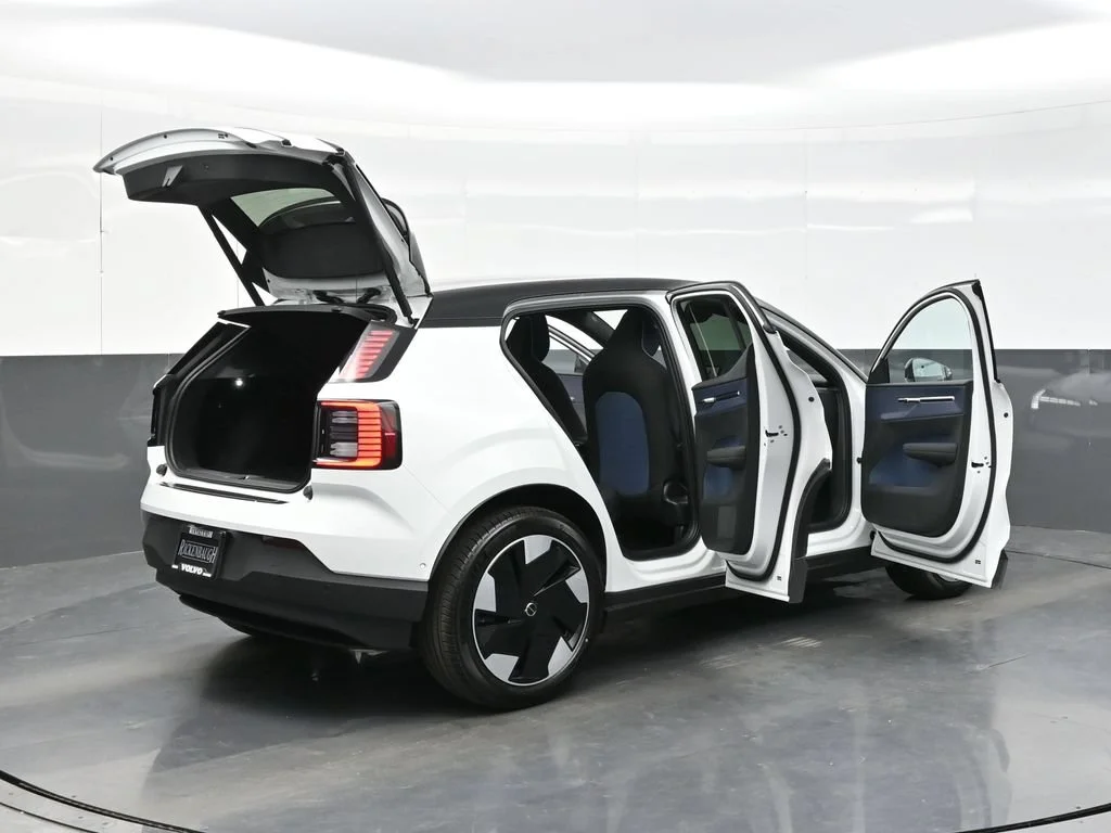 New 2026 Crystal White Volvo Twin Motor Performance Ultra image 55