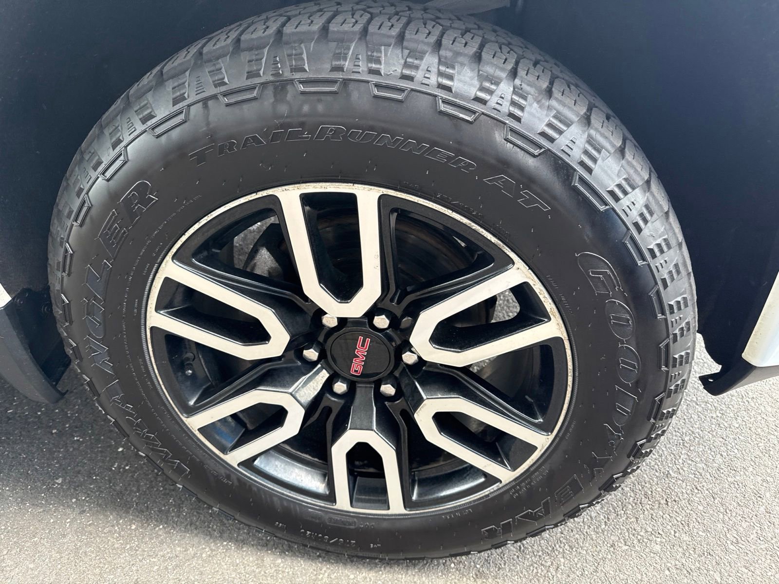 Used 2021 Summit White GMC AT4 with Trailering Package image 12