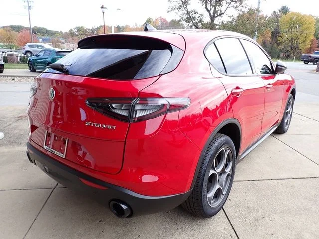 2025 Alfa Romeo Stelvio Base - Photo 7