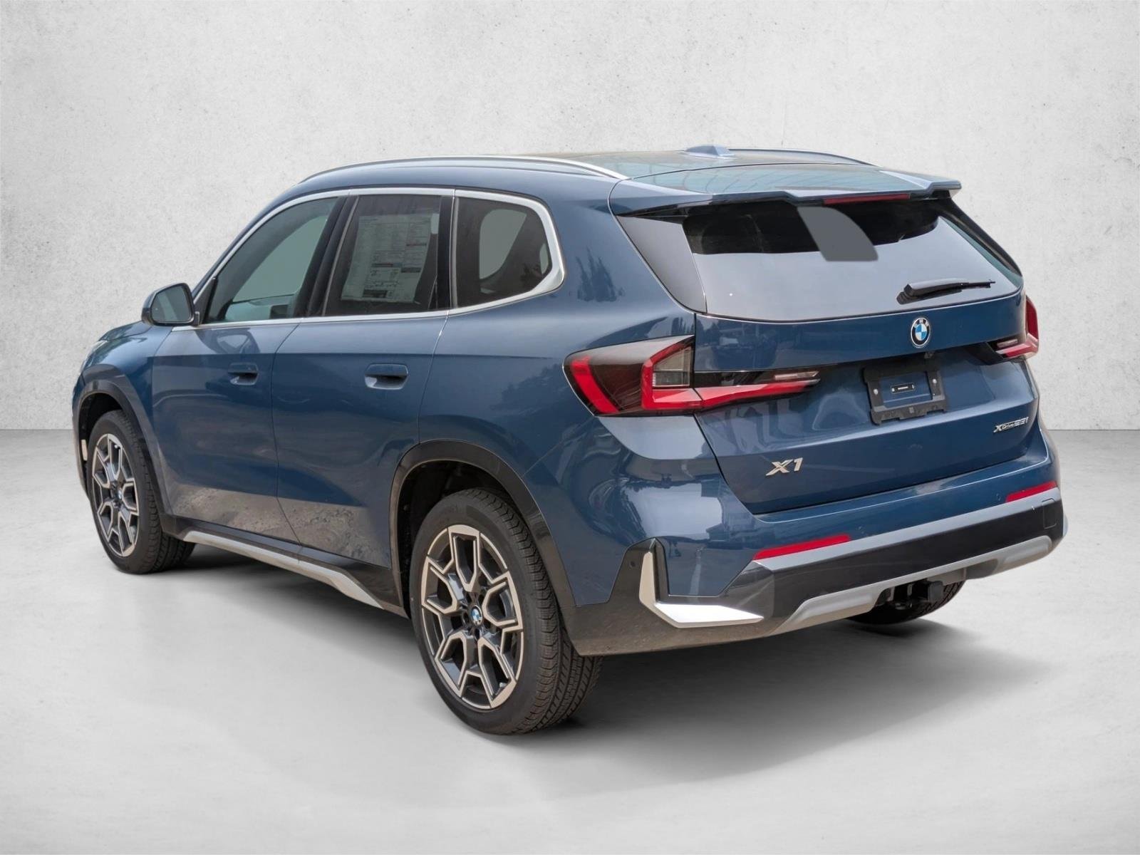 2026 BMW X1 28i - Photo 9