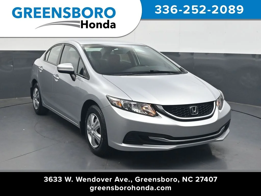 Used 2015 Silver Honda LX image 1