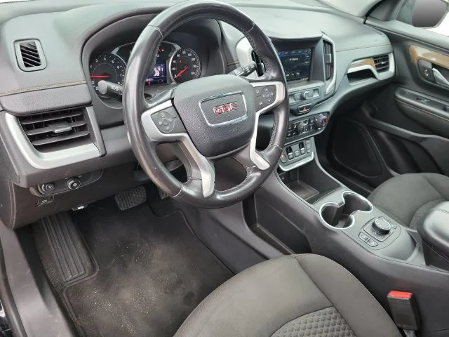 Used 2019 EBONY TWILIGHT METALLIC GMC SLE image 6