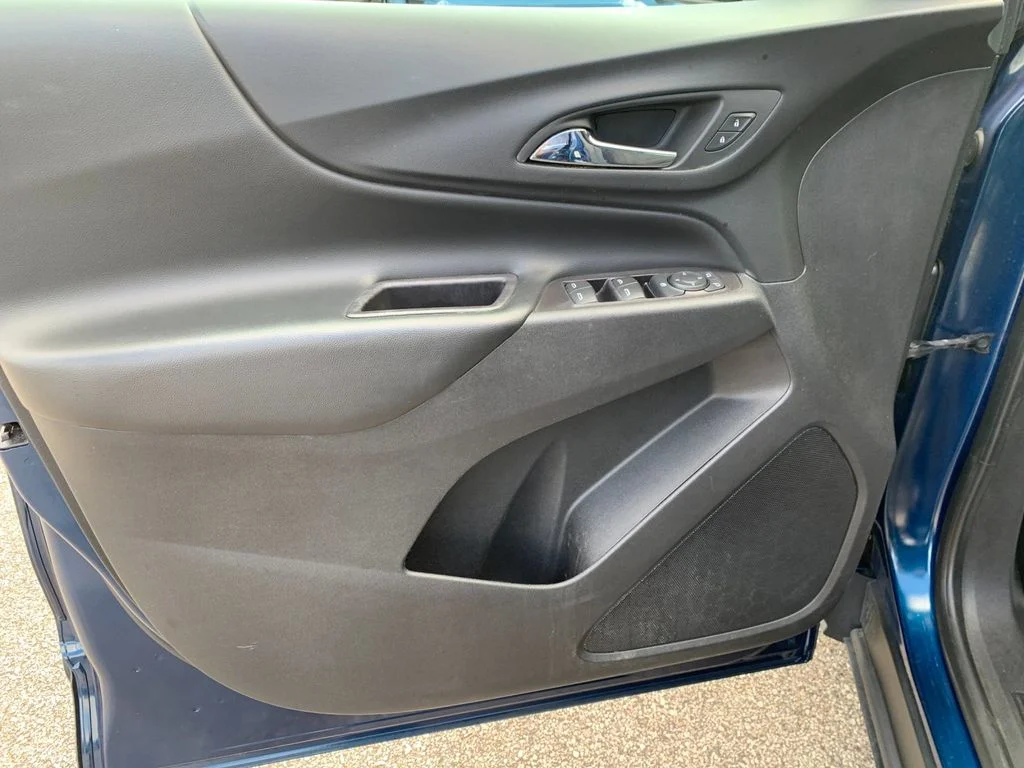 Used 2020 Blue Chevrolet LT image 12
