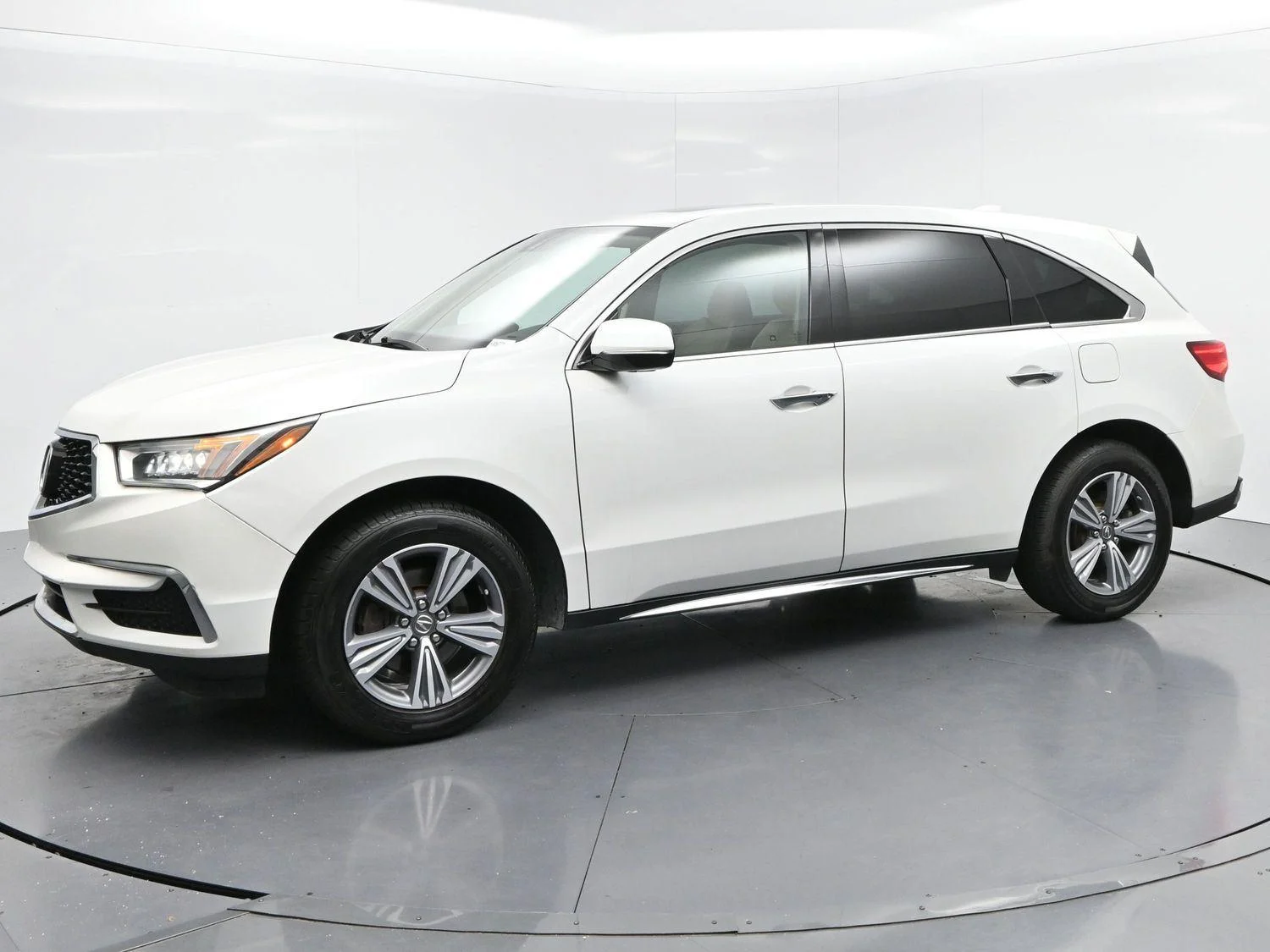 Used 2020 Platinum White Pearl Acura SH-AWD image 4