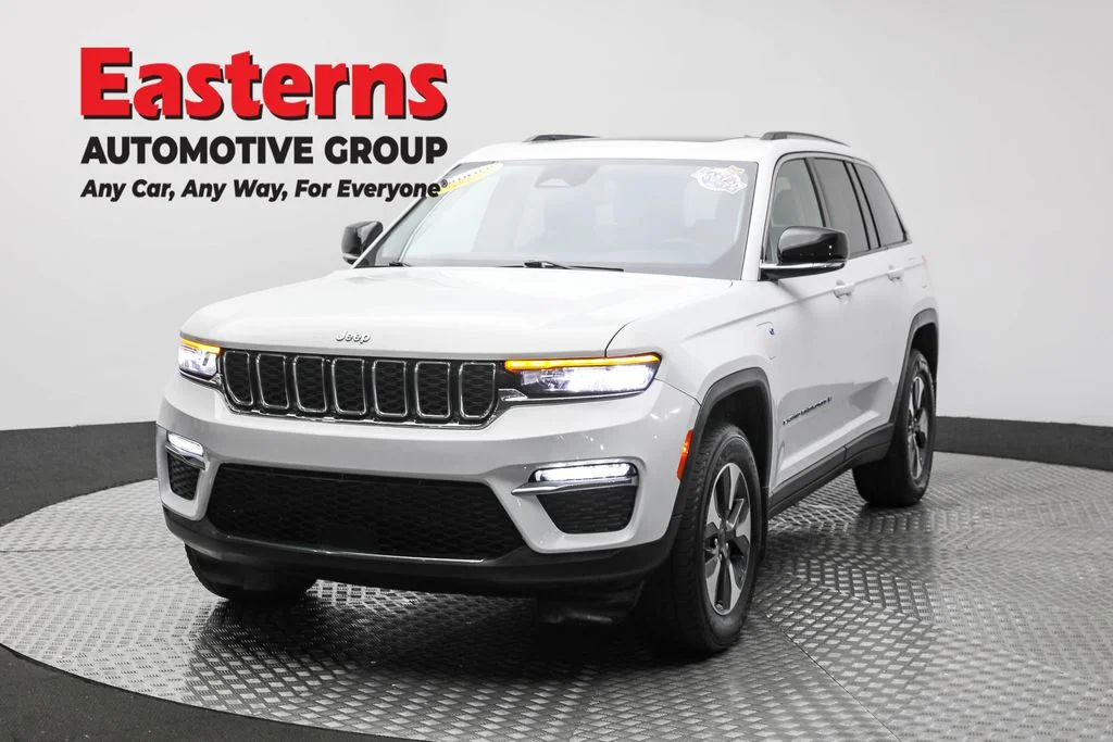 Used 2022 White Jeep 4xe image 1