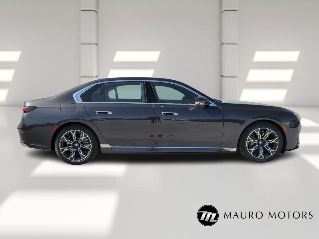 Used 2025 BMW i7 50 with VIN WBY43EJ01SCU64385 for sale in Bridgeport, CT