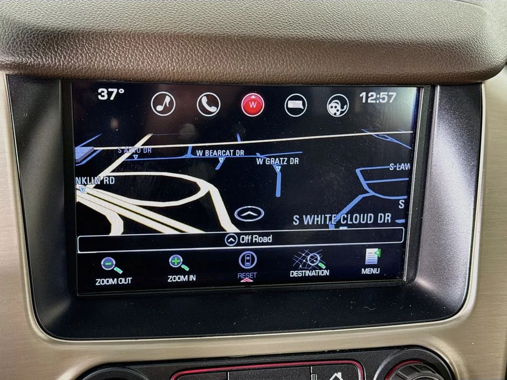 Used 2016 White Frost GMC Denali image 14