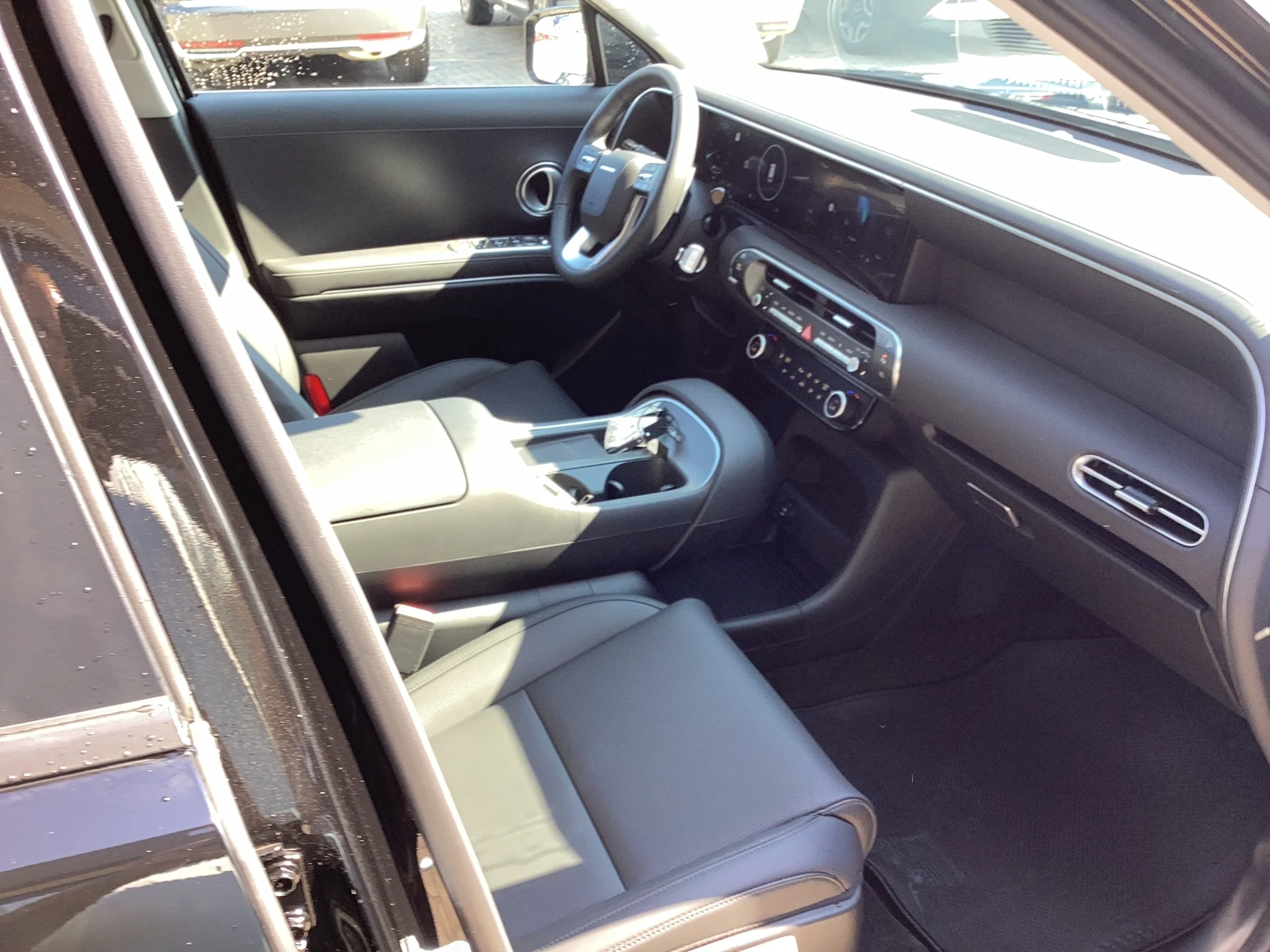 New 2026 Abyss Black Pearl Hyundai SEL 7P image 14