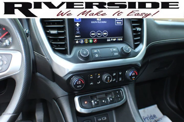 2022 GMC Acadia SLE - Photo 10