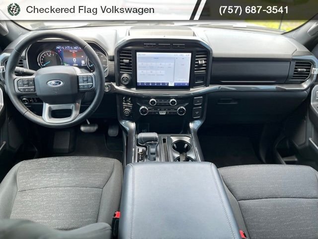 Used 2023 Oxford White Ford XLT image 26