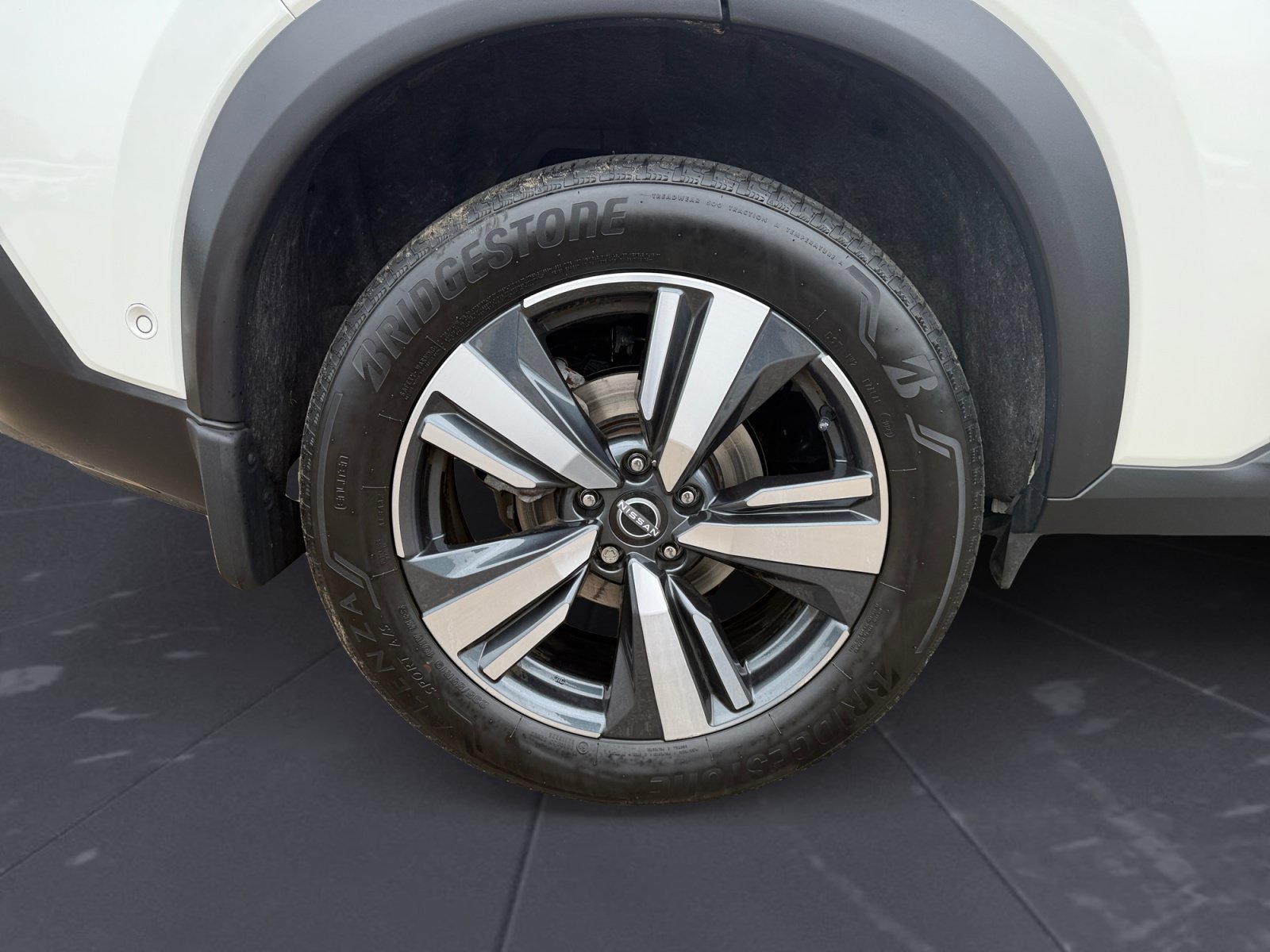 Certified Used 2023 White Nissan SL image 47