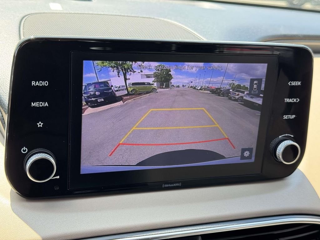 Used 2022 Gray Hyundai SEL image 4