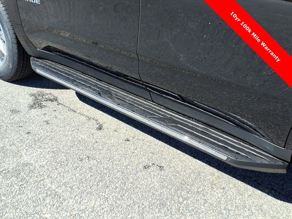 2025 Chevrolet Tahoe Premier - Photo 10