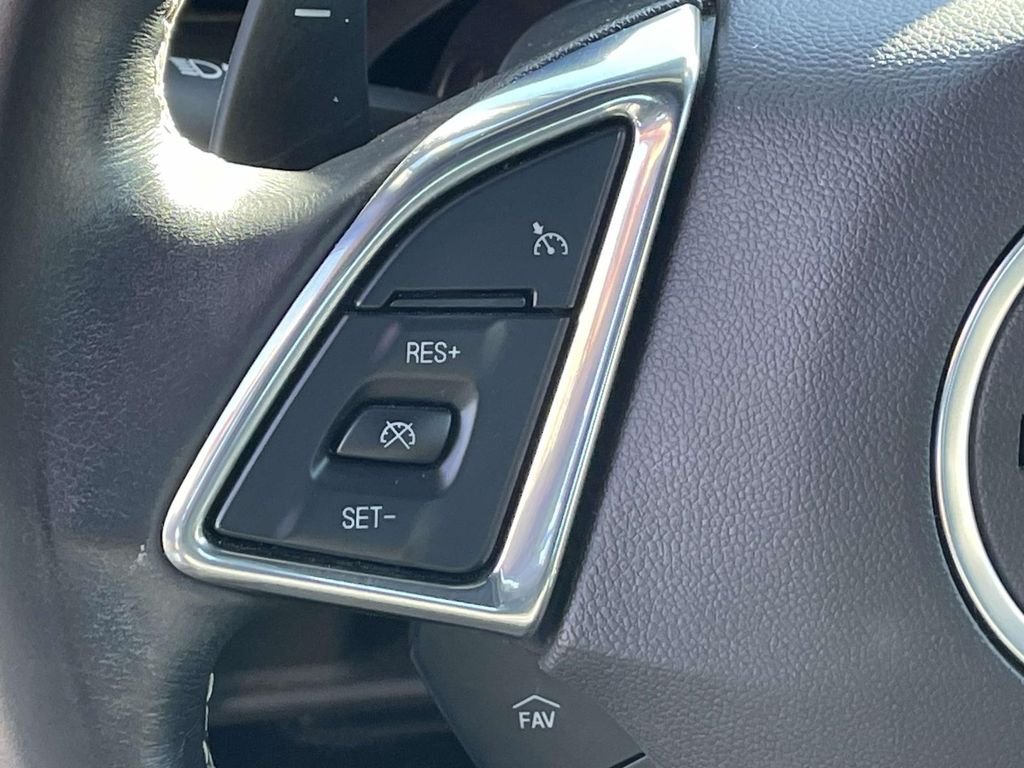 2024 Chevrolet Camaro 1LT - Photo 15