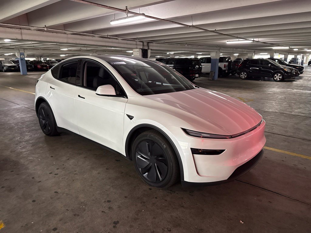 Used 2026  Tesla Long Range image 1