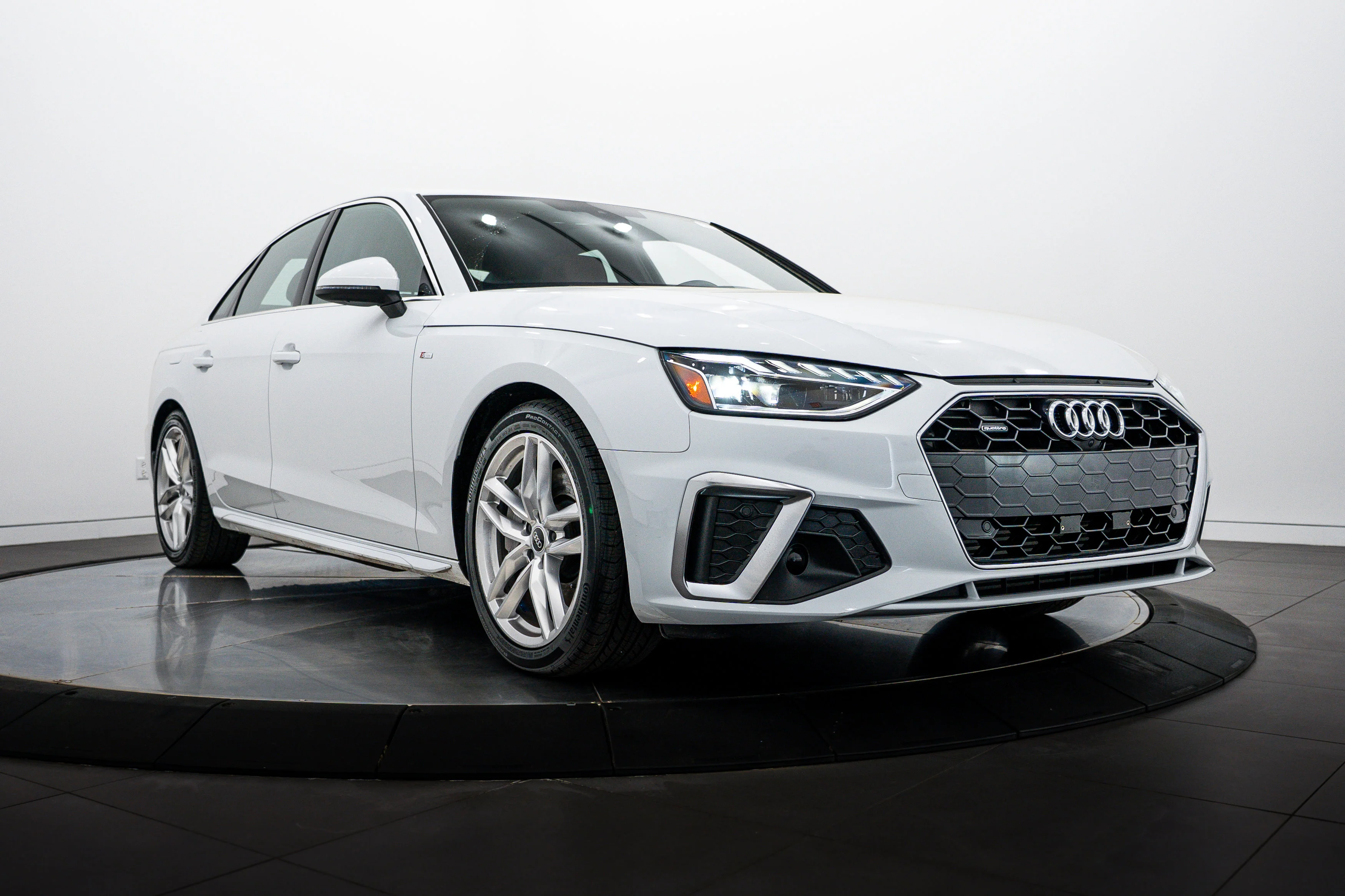 2023 Audi A4 45 TFSI Premium Plus quattro S tronic's photo