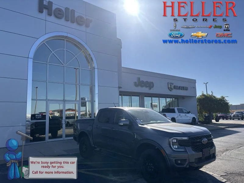Used 2025 Gray Metallic Ford Lariat image 1