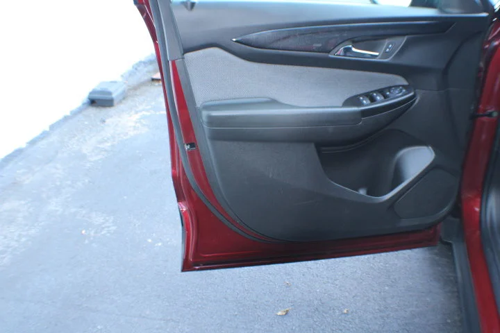 Used 2025 Crimson Metallic Chevrolet LT image 6
