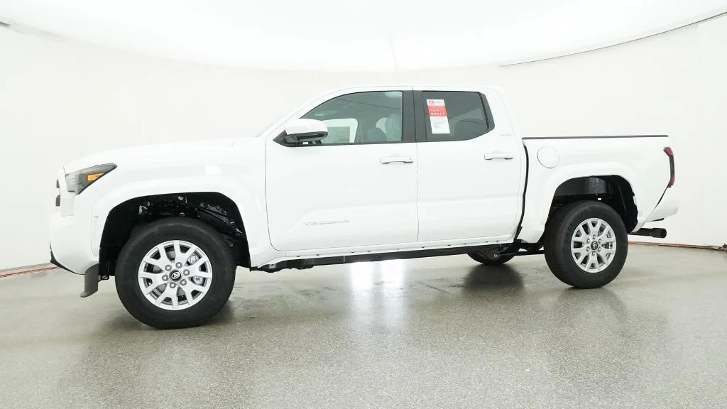 New 2026 Ice Cap Toyota SR5 image 45