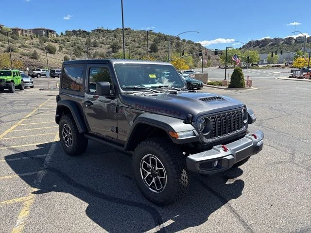 New 2026 Granite Crystal Metallic Clear-Coat Exterior Paint Jeep Rubicon image 4