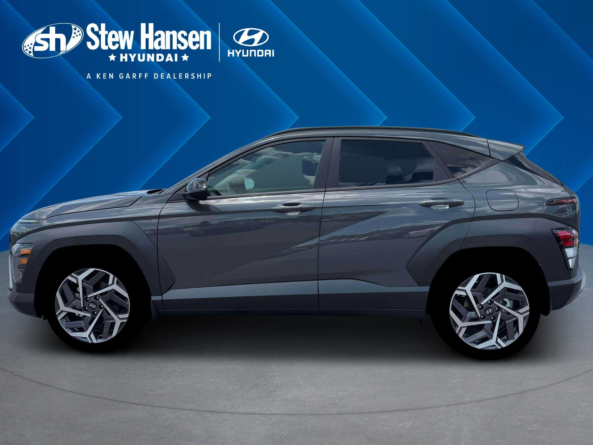 New 2026 Ecotronic Gray Pearl Hyundai SEL Premium image 3